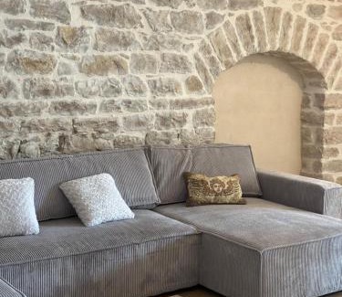 Bourgoin-Jallieu Apartamento | Charmant appartement en pierres