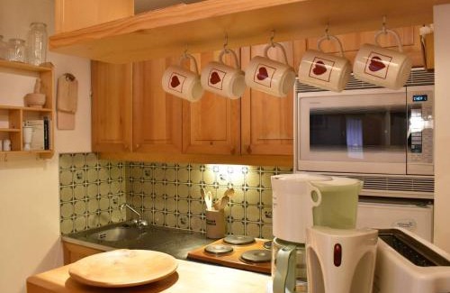 Meribel Centre Apartamento | Charmant appartement proche pistes avec balcon et parking – Méribel - FR-1-180-358