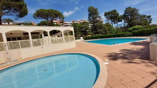 La Bocca Nord Apartamento | Charmant Appartement résidentiel avec Terrasse, Jardin Privatif et Piscine à Cannes