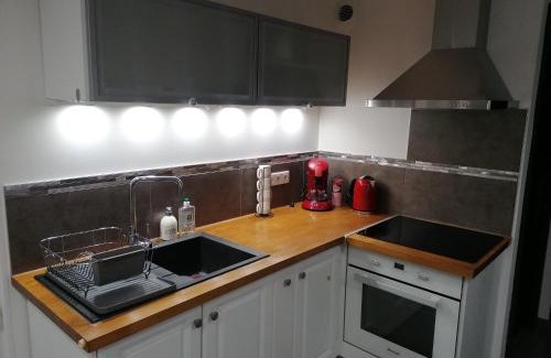 Laveyron Apartamento | Charmant appartement T2 dans villa avec en supplément spa extérieur de mai à septembre