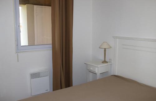 Parentis-en-Born Apartamento | Charmant apt à Parentis avec piscine, 4 pers, près du lac, ménage inclus - FR-1-319-444