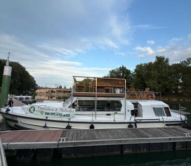 La Ferte-sous-Jouarre Alquiler De Eote | Charmant bateau sur la Marne le VIKING