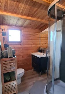 Joyeuse Chalet De Esquí | Charmant chalet en bois - Ardèche