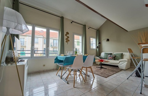 Bailly-Romainvilliers Apartamento | Charmant Duplex 2 chambres pour 6 personnes - 10 min Disneyland - Free Parking