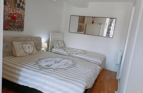 Franqueville-Saint-Pierre Apartamento | Charmant appartement indépendant, 5 mn de Rouen, avec terrasse, refait à neuf