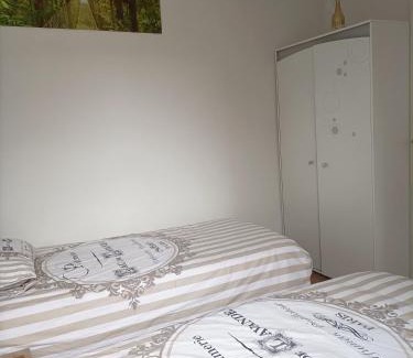 Franqueville-Saint-Pierre Apartamento | Charmante Maisonnette indépendante avec parking 5 mn Rouen