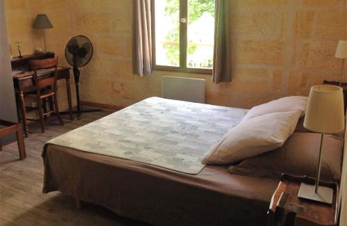 Saint-Laurent-des-Combes Casa | Charmante maison 4 personnes aux portes de Saint-Emilion
