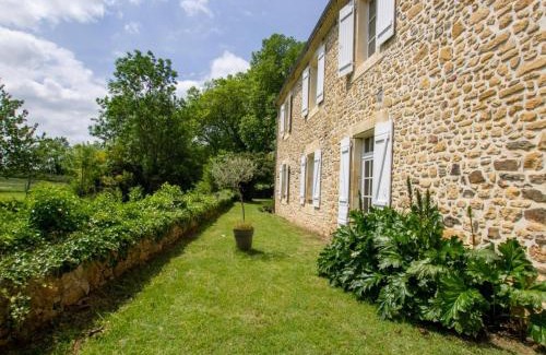 Saint-Medard-d'Excideuil Casa | Charmante Maison de Campagne au Bord de l'Eau avec Grand Jardin - Périgord Vert, Animaux Acceptés - FR-1-616-338