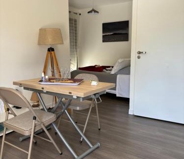 Villeneuve-les-Maguelone Apartamento | Charmant studio pour étudiant seul ou à 2