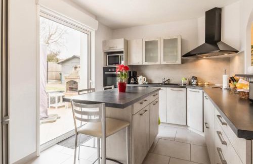 La Baule-Escoublac Casa | Charmant gîte familial à La Baule avec jardin, terrasse, WiFi et équipements bébé - FR-1-306-1073