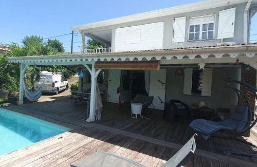 Le Vauclin Casa | CHARMANT HAUT DE VILLA AVEC PISCINE PARTAGEE