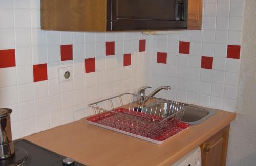 Pralognan-la-Vanoise Apartamento | Charmant jardin, piscine chauffée, proche pistes et centre - FR-1-464-143