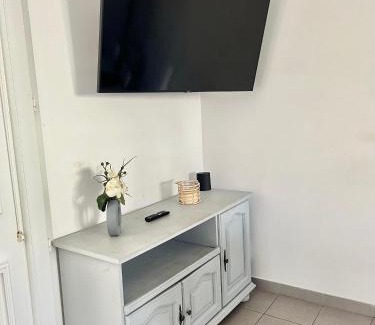 Toussieu Apartamento | Charmant logement avec parking à 25 min de Lyon