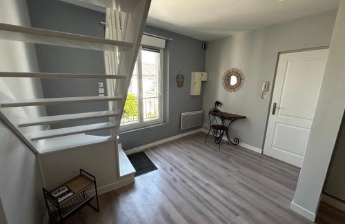 Blere Apartamento | Charmant petit duplex centre Bléré
