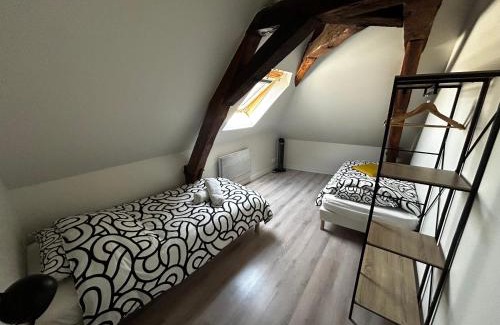 Blere Apartamento | Charmant petit duplex centre Bléré