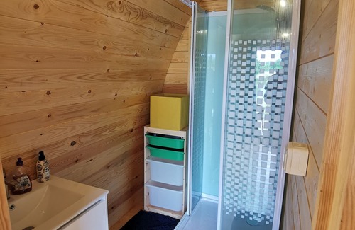 Nielles-les-Ardres Cabina | Charmant POD en Bois Près D'un Plan D'eau