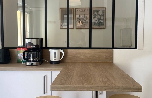 Bagnols-sur-Ceze Apartamento | Charmant Studio Centre Ville