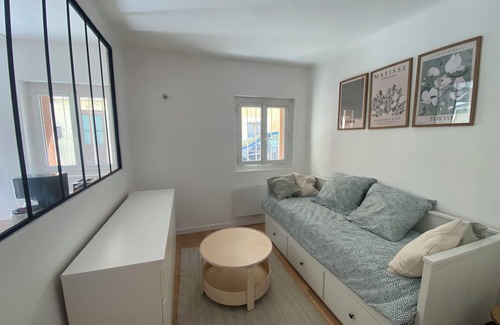 Bagnols-sur-Ceze Apartamento | Charmant Studio Centre Ville