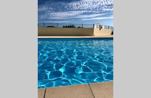 Guidel-Plages Apartamento | Charmant studio à 400m de la plage avec piscine
