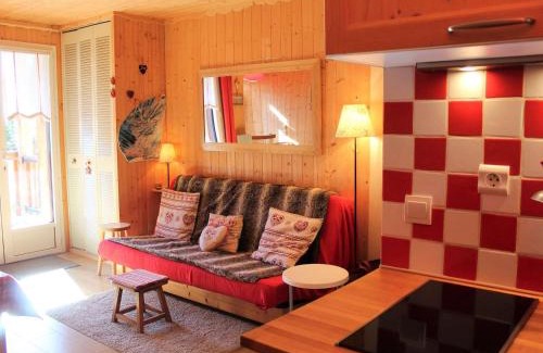 Les Claux Apartamento | Charmant studio à Vars Les Claux, proche commodités et pistes, balcon en rez-de-chaussée - FR-1-330B-130
