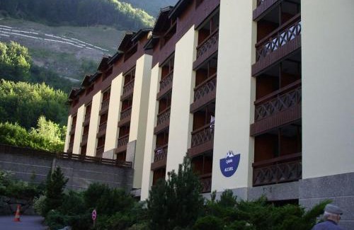 Brides-les-Bains Apartamento | Charmant studio avec balcon, WiFi et parking - 4 couchages - Brides-les-Bains - FR-1-512-59