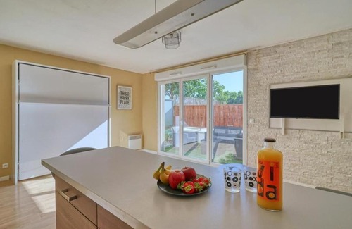 Corbeil-Essonnes Apartamento | Charmant studio avec terrasse et parking