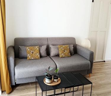 Lion-sur-Mer Casa | Charmant Studio au rez de chaussée de notre maison de village