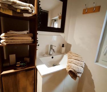 Aubagne Apartamento | Charmant Studio Climatisé plein centre d'Aubagne
