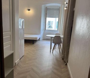 Corte Apartamento | Charmant studio cours Paoli