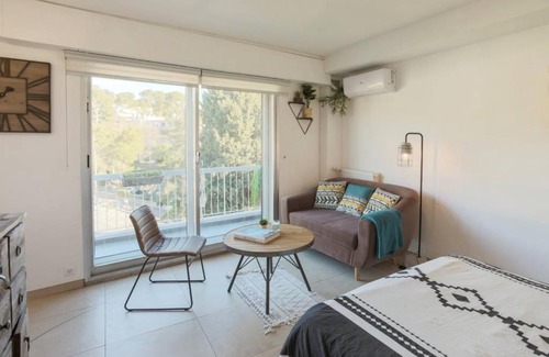 Le Cannet Apartamento | Charmant Studio Le Solarias Lumineux rénové avec balcon/clim