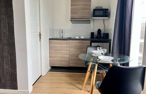 Chatellerault Apartamento | Charmant studio terrasse en centre-ville