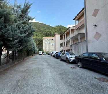 Digne-les-Bains Apartamento | Charmant studio zen avec balcon spacieux