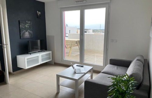 Saint-Jean-de-Vedas Apartamento | Charmant T2 avec grande terrasse au calme
