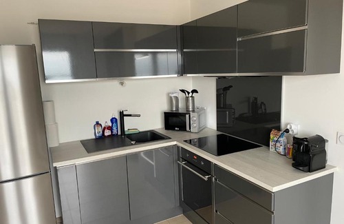 Saint-Jean-de-Vedas Apartamento | Charmant T2 avec grande terrasse au calme