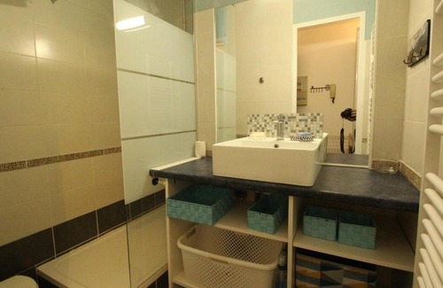 Bagneres-de-Luchon Apartamento | Charmant T2 avec balcon, parking privé, au pied du télécabine - Bagnères-de-Luchon - FR-1-313-198
