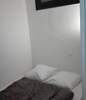 Les Angles Apartamento | Charmant T2 avec cabine fermée et terrasse