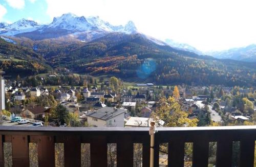 Barcelonnette Apartamento | Charmant T2 avec terrasse pour 4 pers à Barcelonnette - FR-1-165A-55