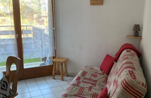 Chatel Apartamento | Charmant T2 pour 5 pers. avec terrasse, parking privé et proximité centre-village et navettes. - FR-1-676-120
