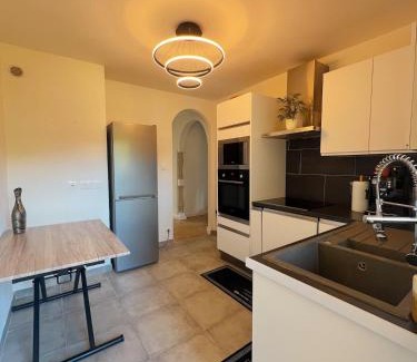 Draguignan Apartamento | Charmant T3 avec clim et parking gratuit
