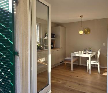 Loerrach Apartamento | Charmante 3-Schlafzimmer Wohnung mit Garten