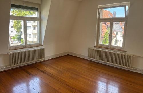 Oerlikon Casa | Charmante Altbauwohnung an zentraler Lage