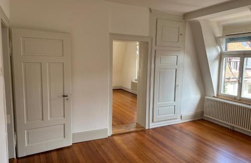 Oerlikon Casa | Charmante Altbauwohnung an zentraler Lage