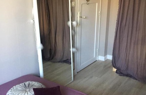 Cimiez Cama Y Desayuno | Charmante chambre privée 5/10 mn du CentreVille/Port-Jardin/Parking