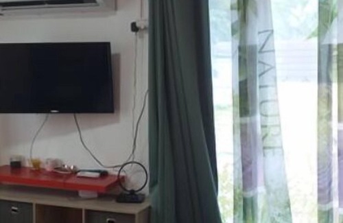 Entre-Deux Cama Y Desayuno | Charmante Dépendance Chez L'habitant