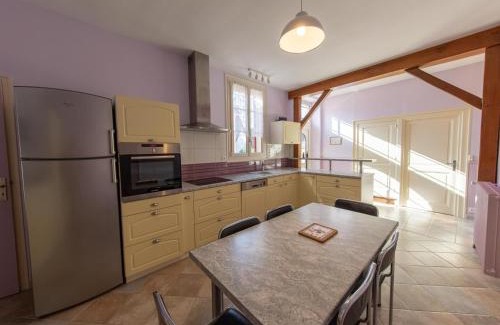 Ascheres-le-Marche Casa | Charmante fermette rénovée avec cour privée, proche de Paris et facile d'accès par autoroutes - FR-1-590-17