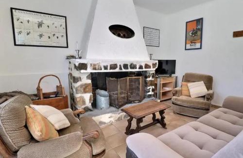 Arles Casa | Charmante maison en Camargue avec piscine partagée