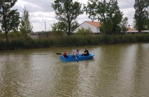 Villeneuve-en-Retz Casa | Charmante Grange Rénovée avec Piscine et WiFi - FR-1-306-822