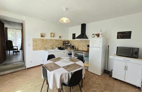 Siorac-en-Perigord Casa | Charmante maison en Périgord pour 2 avec terrasse privative - FR-1-616-493