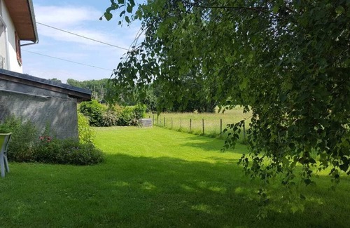 Minzier Casa | Charmante Maison Avec Grand Jardin, à 20 min de Geneve