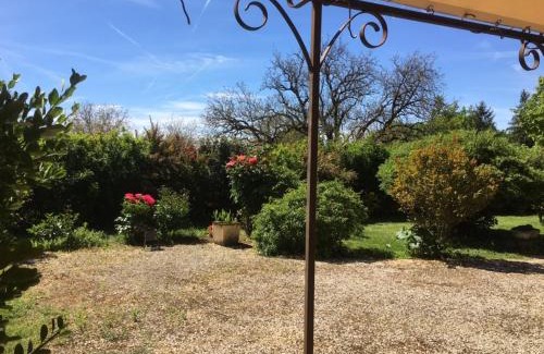 Granges-dAns Casa | Charmante maison périgourdine avec spa gonflable, proche Hautefort, idéale famille et détente - FR-1-616-167